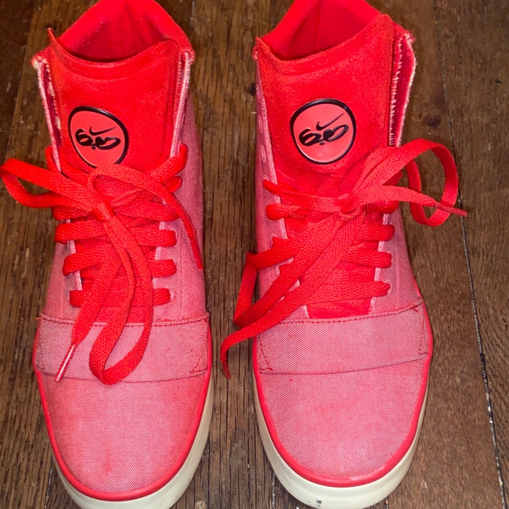 Women Nike 6.0 Balsa Mid Sneakers